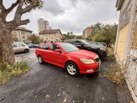 Skoda Octavia КОМБИ, снимка 6