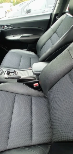 Обява за продажба на Honda Civic 1.8 i-VTEC, Facelift ~12 900 лв. - изображение 6 | Auto.bg Обява за продажба на Honda Civic 1.8 i-VTEC, Facelift ~12 900 лв. - изображение 6
