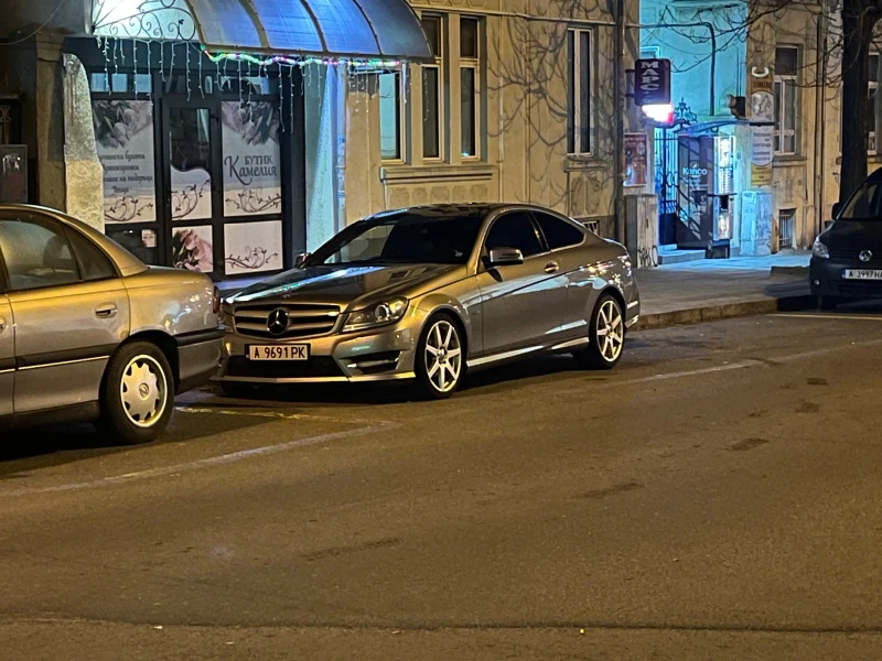 Mercedes-Benz C 250  Edition1 AMG, снимка 13 - Автомобили и джипове - 48012120