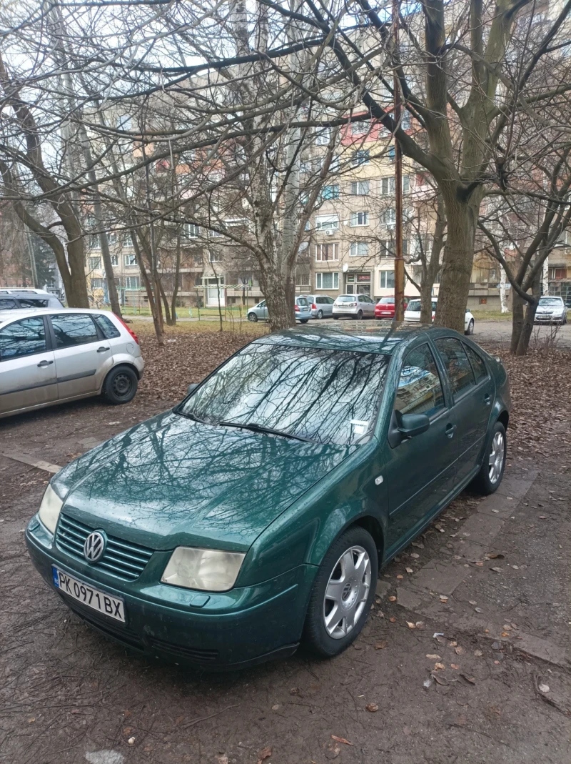 VW Bora 1.9TDI, снимка 2 - Автомобили и джипове - 48632334