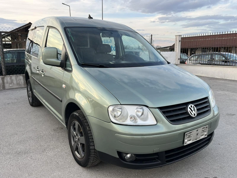 VW Caddy LIFE 1.9TDI 4 MOTION 6 СКОРОСТИ КЛИМАТРОНИК , снимка 3 - Автомобили и джипове - 48885657