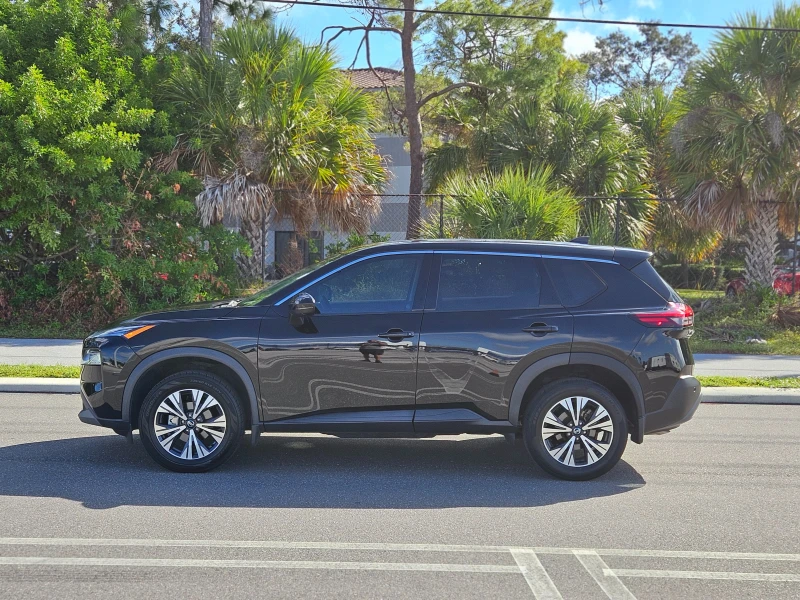 Nissan Rogue SV, снимка 2 - Автомобили и джипове - 51787769