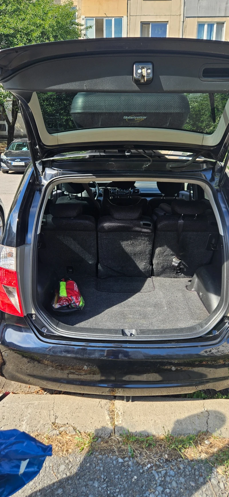 Honda Fr-v 2.2 CTDI, снимка 15 - Автомобили и джипове - 52032769