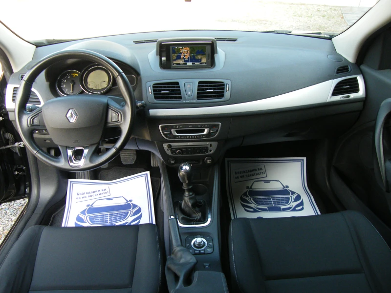 Renault Megane 1.5DCI, снимка 11 - Автомобили и джипове - 52148109