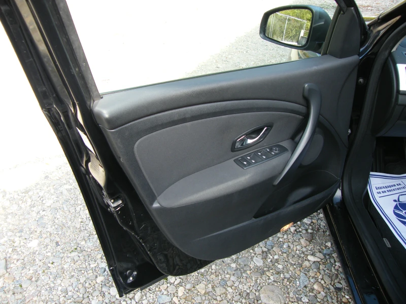 Renault Megane 1.5DCI, снимка 7 - Автомобили и джипове - 52148109