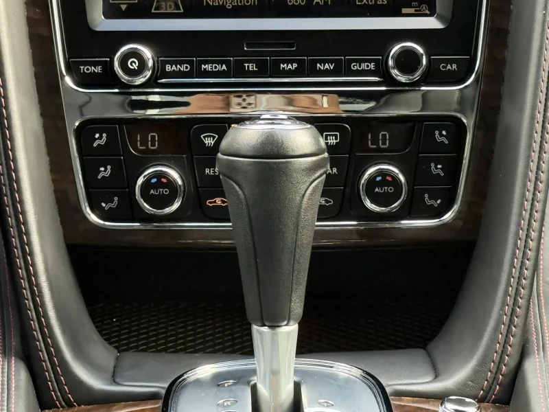 Bentley Continental ВЪЗДУХ, ПОДГРЕВИ, КАМЕРИ, КЕYLESS, , снимка 11 - Автомобили и джипове - 52490831