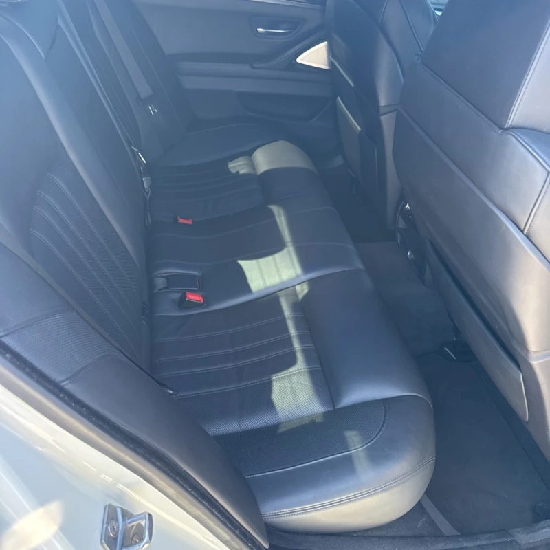 BMW M5 * CARFAX * БЕЗ ПЪРВОНАЧАЛНА ВНОСКА, снимка 8 - Автомобили и джипове - 52840323