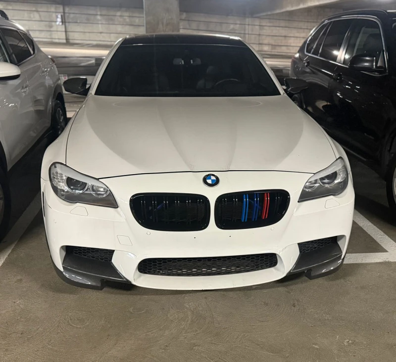 BMW M5 * CARFAX * БЕЗ ПЪРВОНАЧАЛНА ВНОСКА, снимка 5 - Автомобили и джипове - 52840323