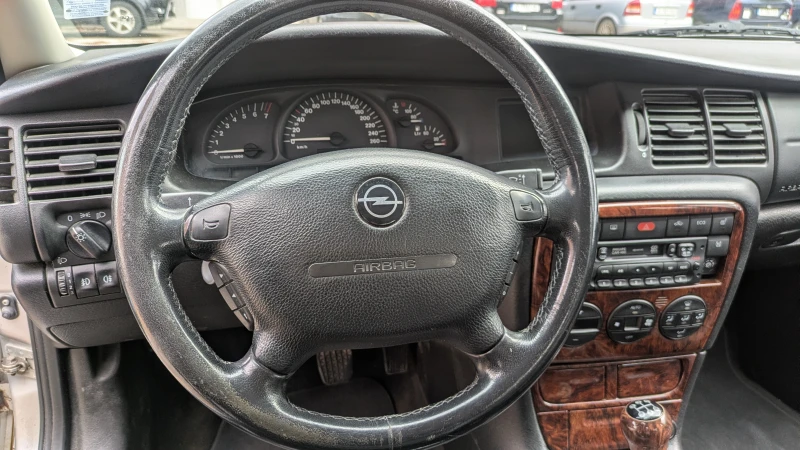 Opel Vectra CDX, снимка 7 - Автомобили и джипове - 52912419