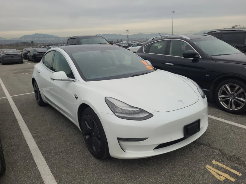 Tesla Model 3 * STANDARD RANGE PLUS * CARFAX * , снимка 2 - Автомобили и джипове - 53324573