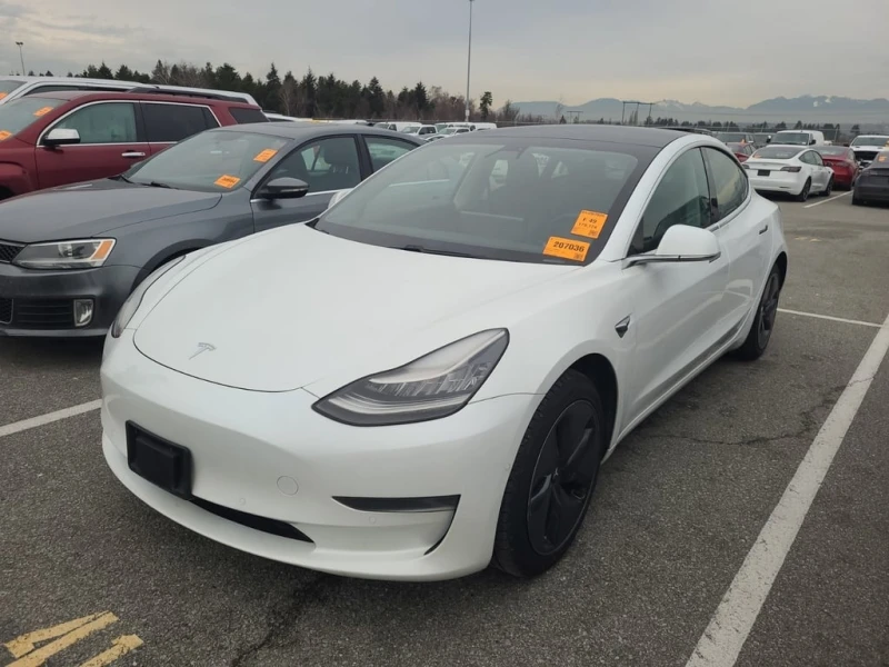 Tesla Model 3 * STANDARD RANGE PLUS * CARFAX * 