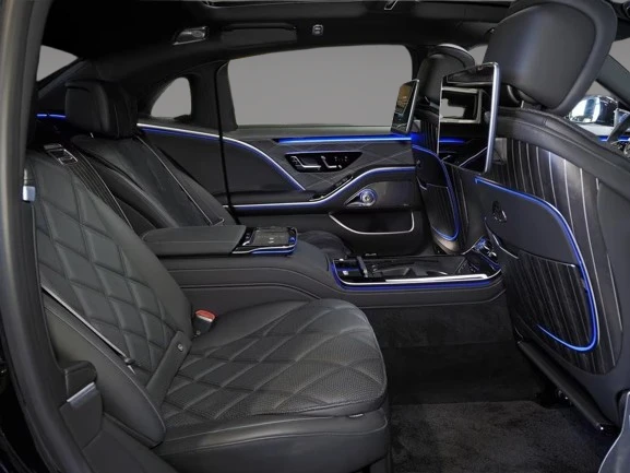 Mercedes-Benz S 680 Maybach 4Matic = Exclusive = Гаранция, снимка 11 - Автомобили и джипове - 55835310