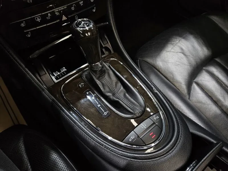 Mercedes-Benz CLS 350 W219 , снимка 9 - Автомобили и джипове - 56085213