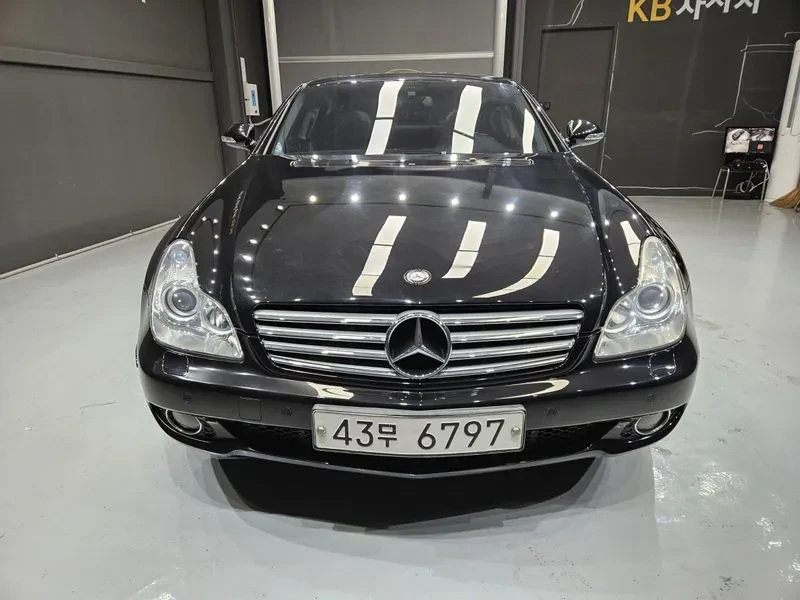 Mercedes-Benz CLS 350 W219 , снимка 3 - Автомобили и джипове - 56085213