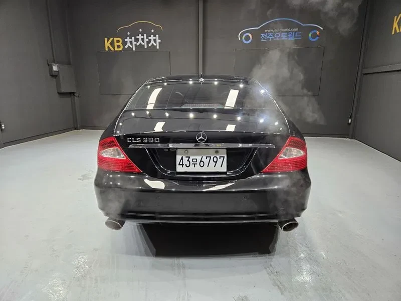 Mercedes-Benz CLS 350 W219 , снимка 4 - Автомобили и джипове - 56085213