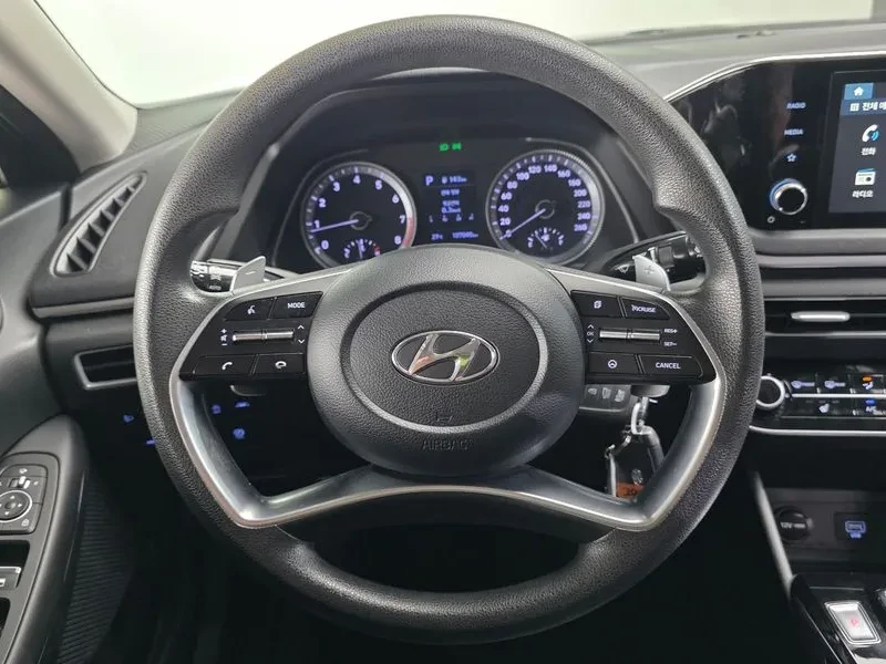 Hyundai Sonata 1.6T SMART , снимка 13 - Автомобили и джипове - 56161129