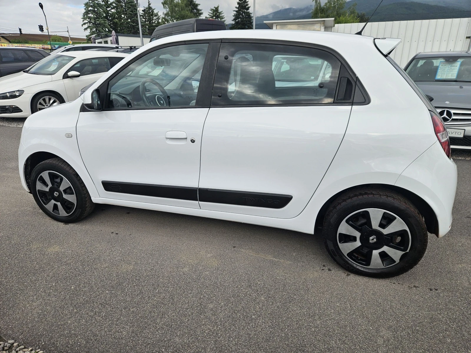 Renault Twingo 1.0i EVRO 6 NAVIGAZIA - изображение 7