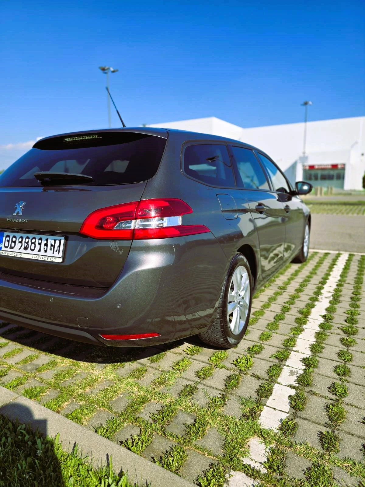 Peugeot 308 ACTIVE 1.5 Blue130 HDi BVM6 - изображение 6