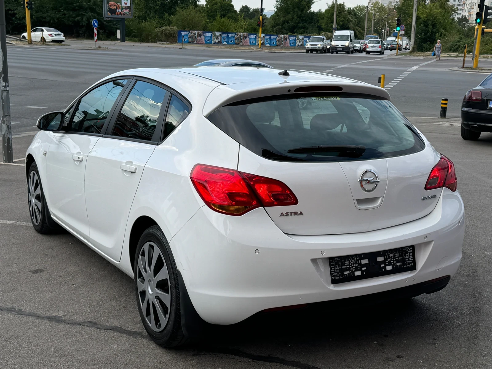 Opel Astra  - изображение 7