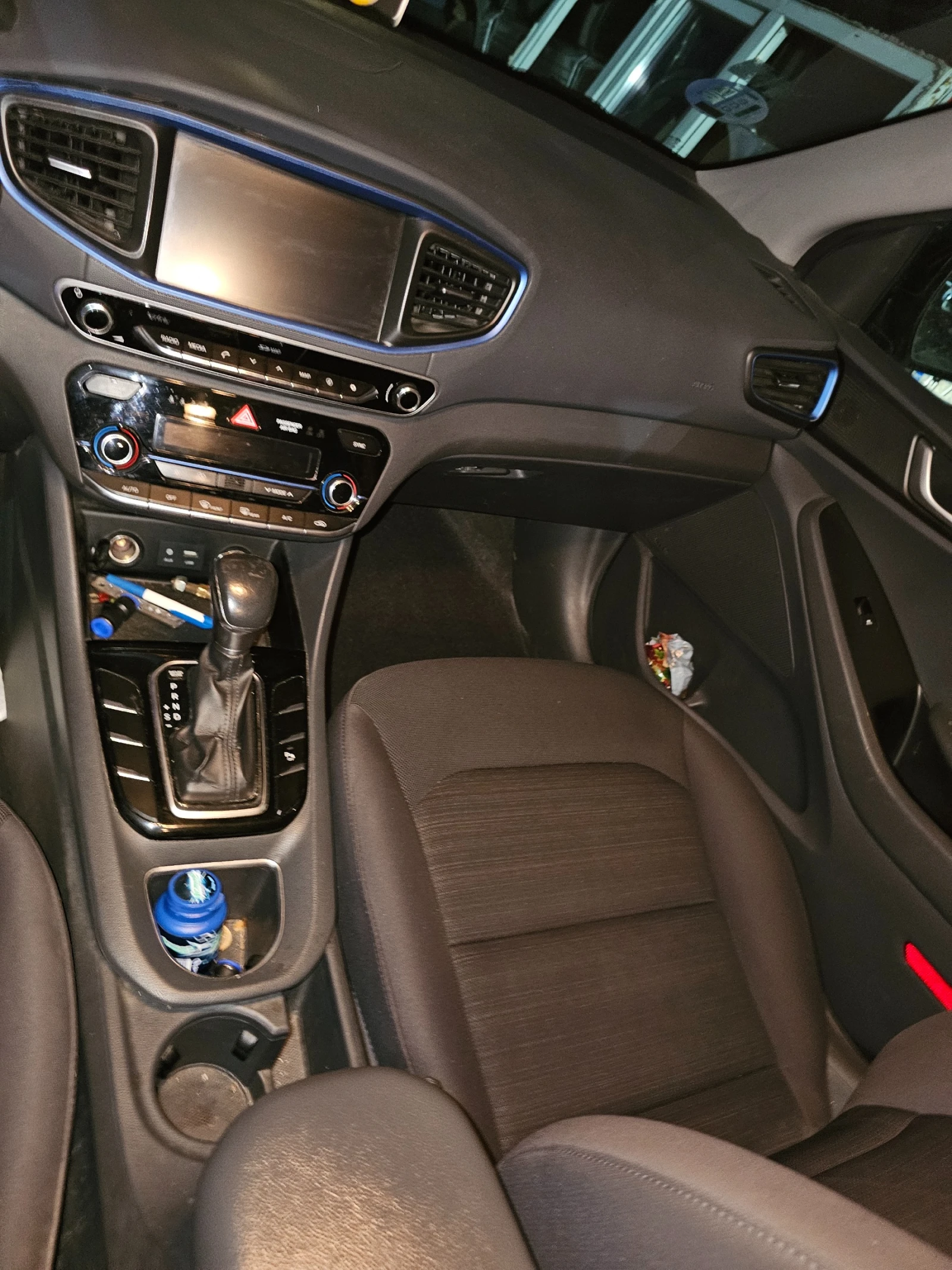 Hyundai Ioniq 1.6 Hybrid. ! | Mobile.bg   12