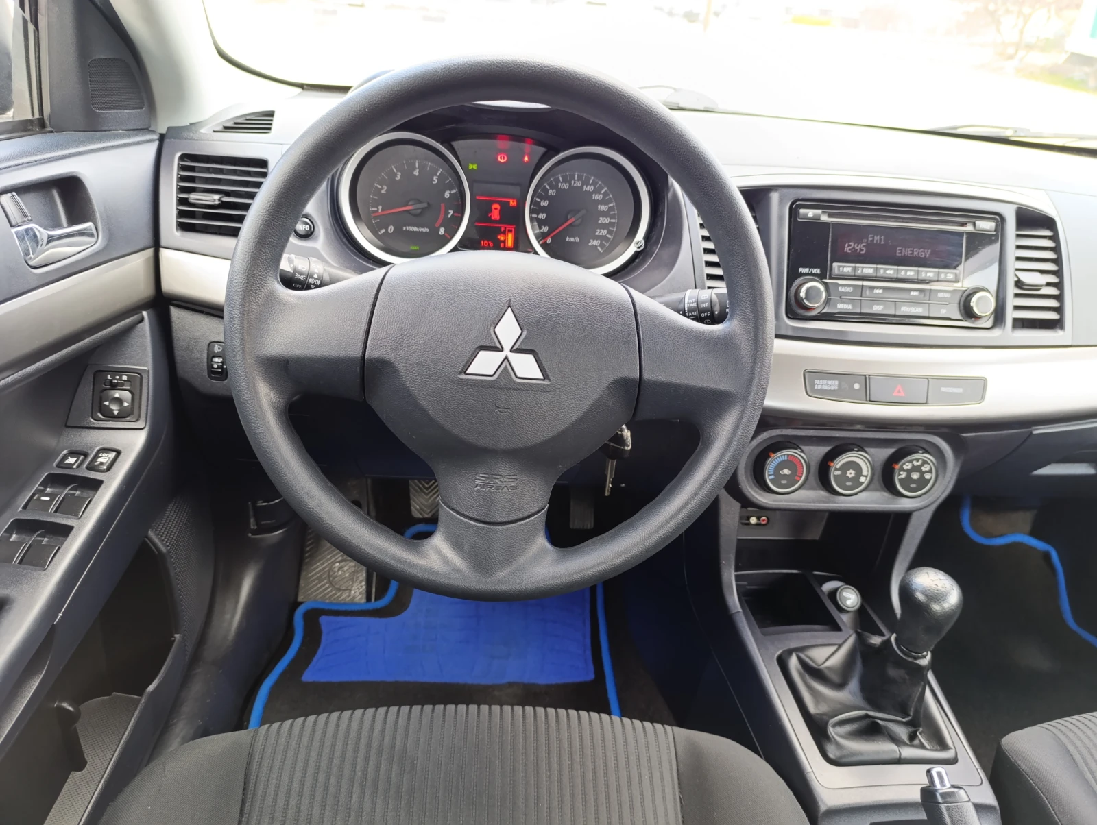 Mitsubishi Lancer 1.6i 16V 117к.с. - изображение 10