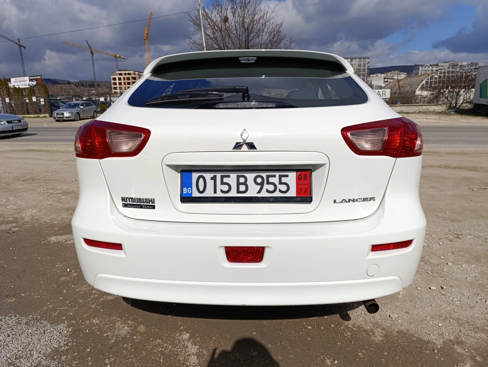 Mitsubishi Lancer 1.6i 16V 117к.с. - изображение 5