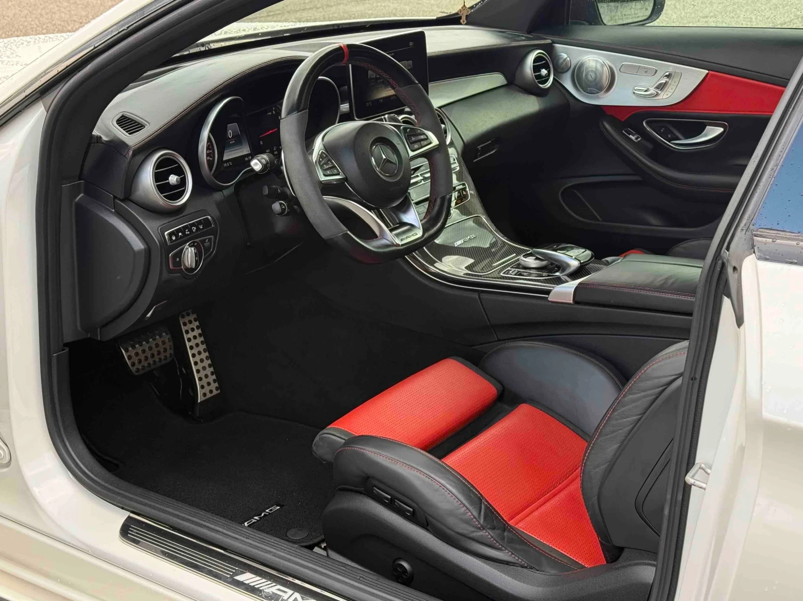 Mercedes-Benz C 63 AMG  Coupe S- model - изображение 9