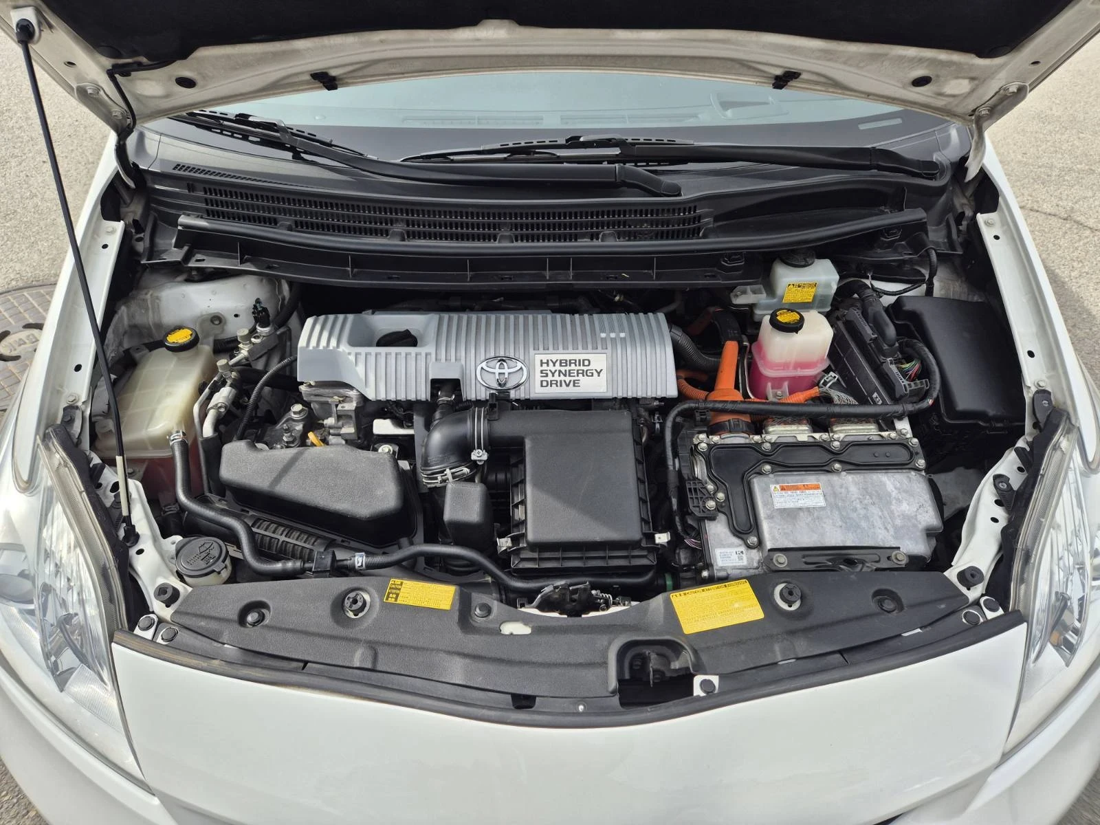 Toyota Prius  | Mobile.bg   16