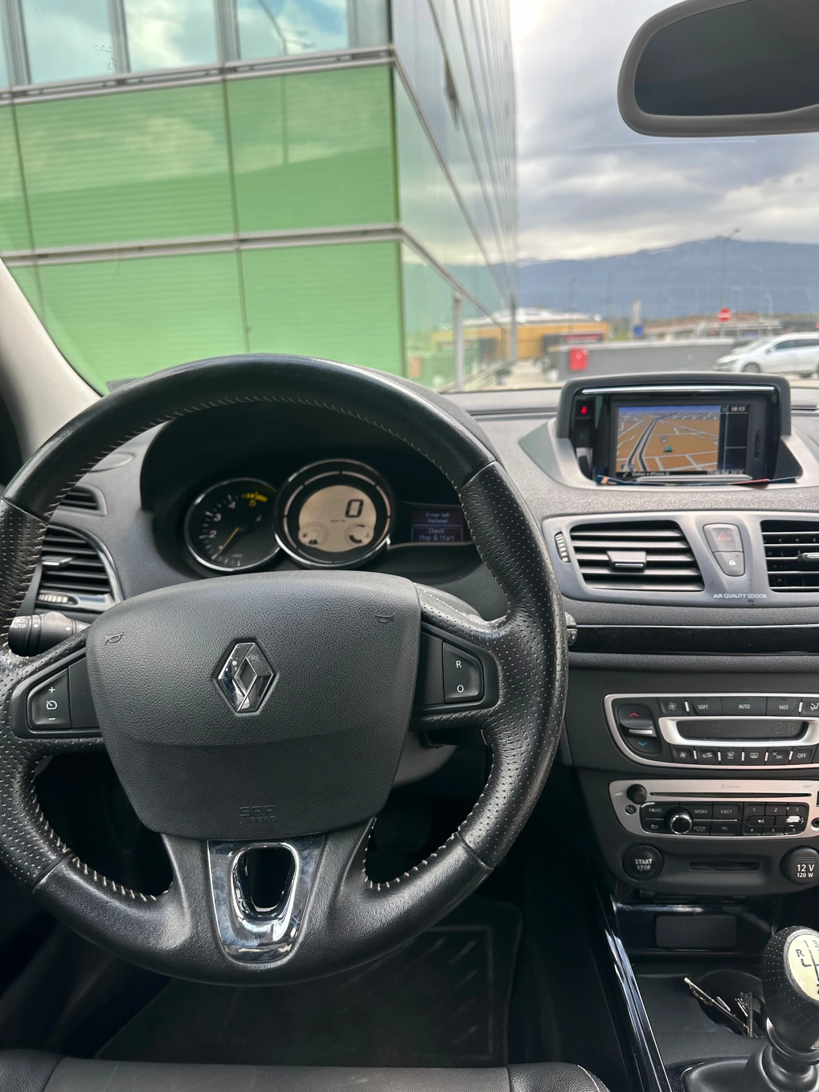 Renault Megane BOSE EDITION - изображение 8