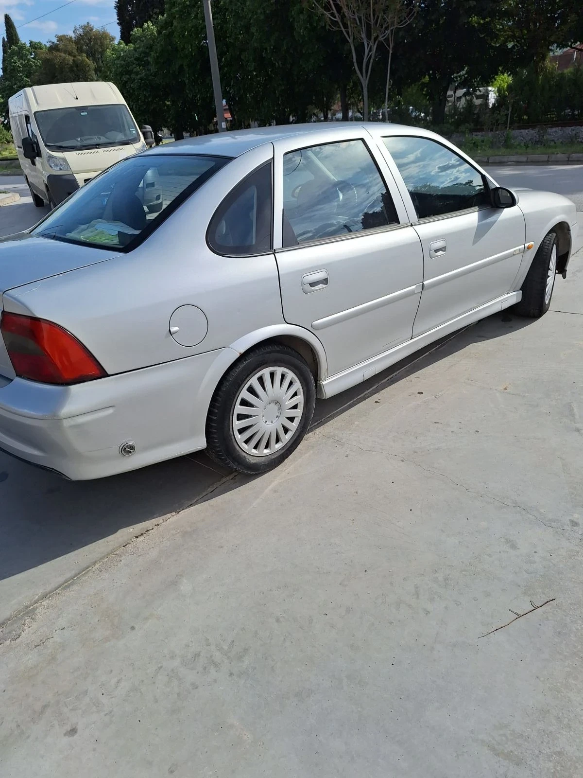Opel Vectra Седан - изображение 5