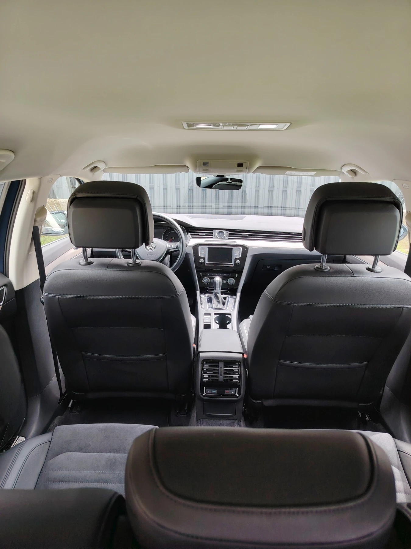 VW Passat HIGHLINE!!DISTRONIC!!DSG | Mobile.bg   14