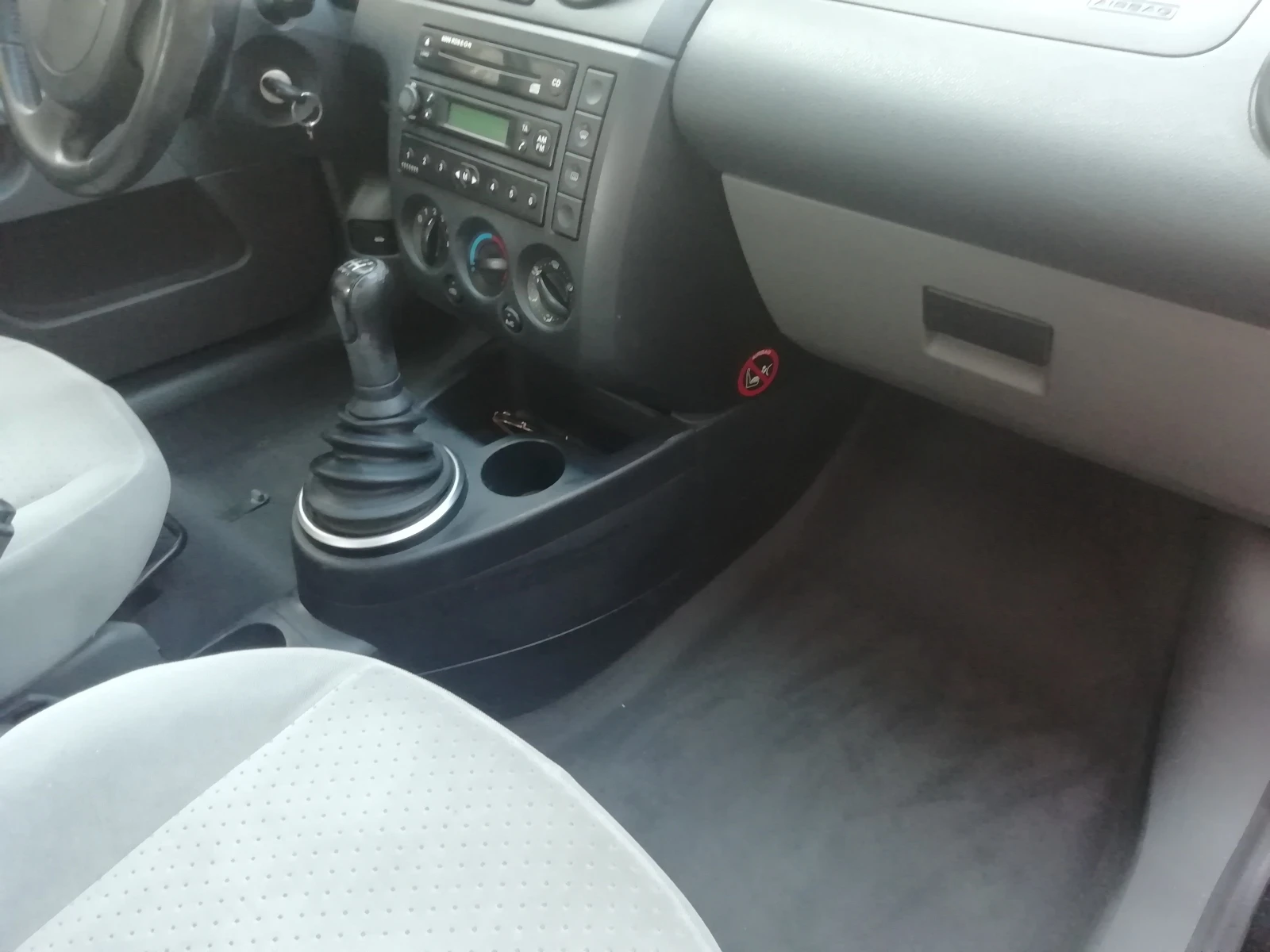 Ford Fiesta  - изображение 8
