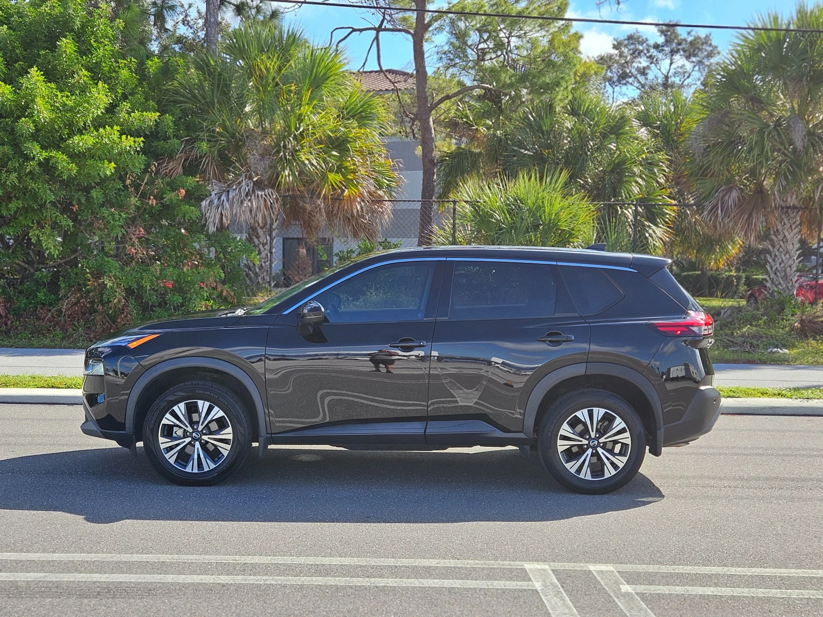 Nissan Rogue SV | Mobile.bg   2