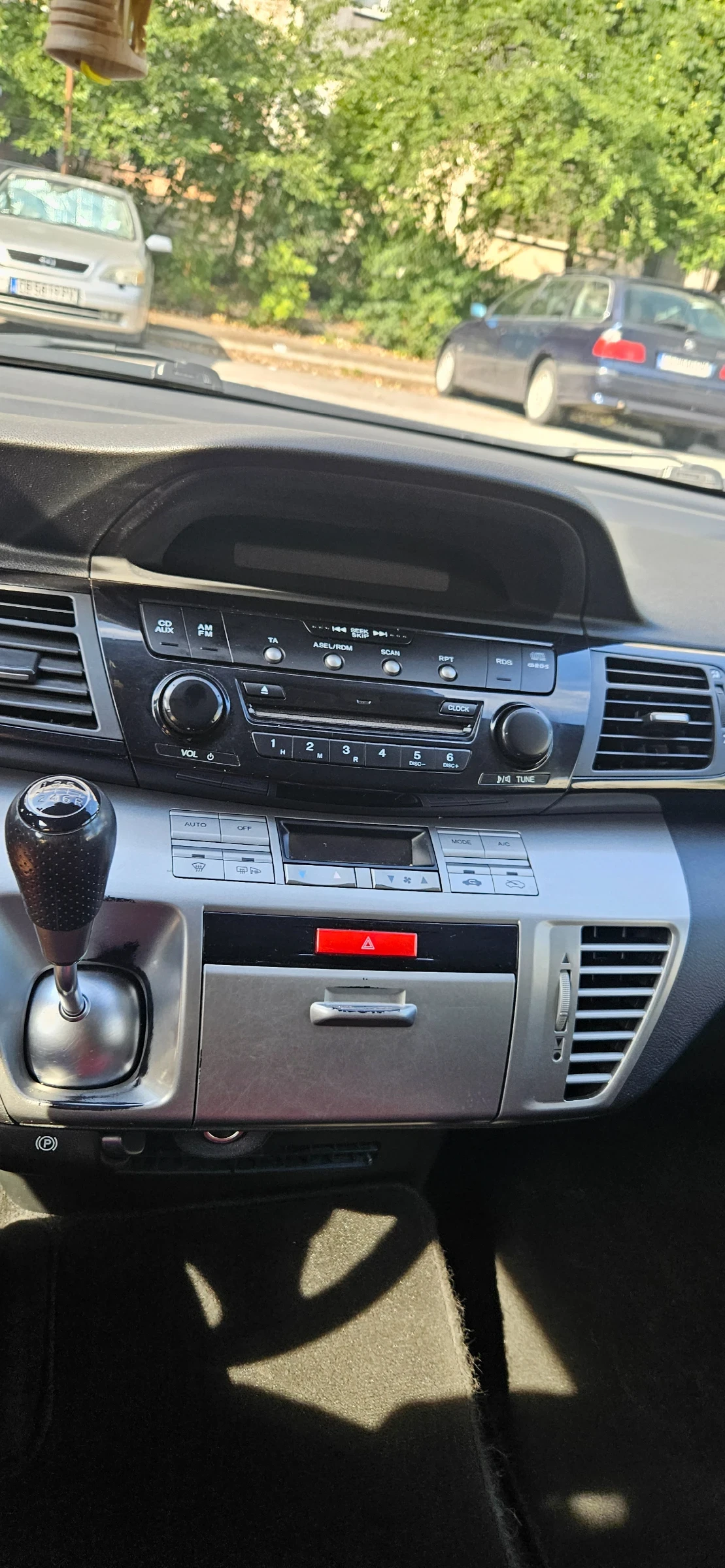 Honda Fr-v 2.2 CTDI | Mobile.bg — изображение 9