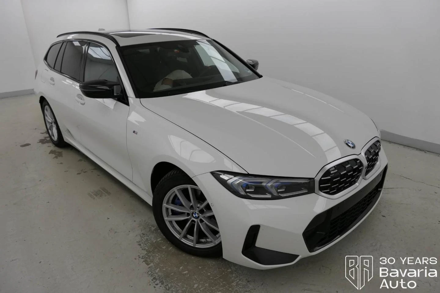 BMW 340 M340i xDrive Touring Sportautomatic - изображение 4