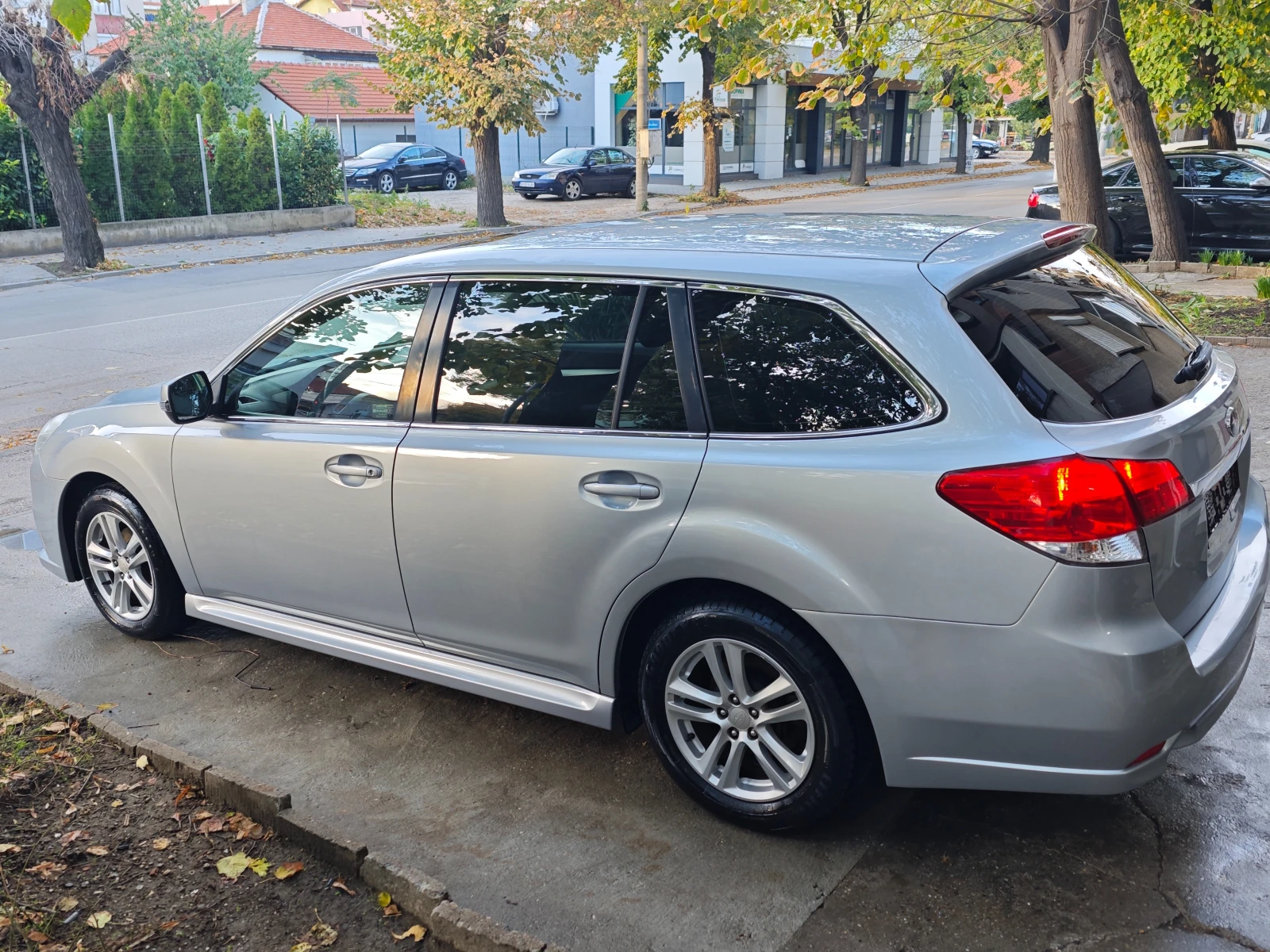 Subaru Legacy 2.0i 150. 44 | Mobile.bg   7