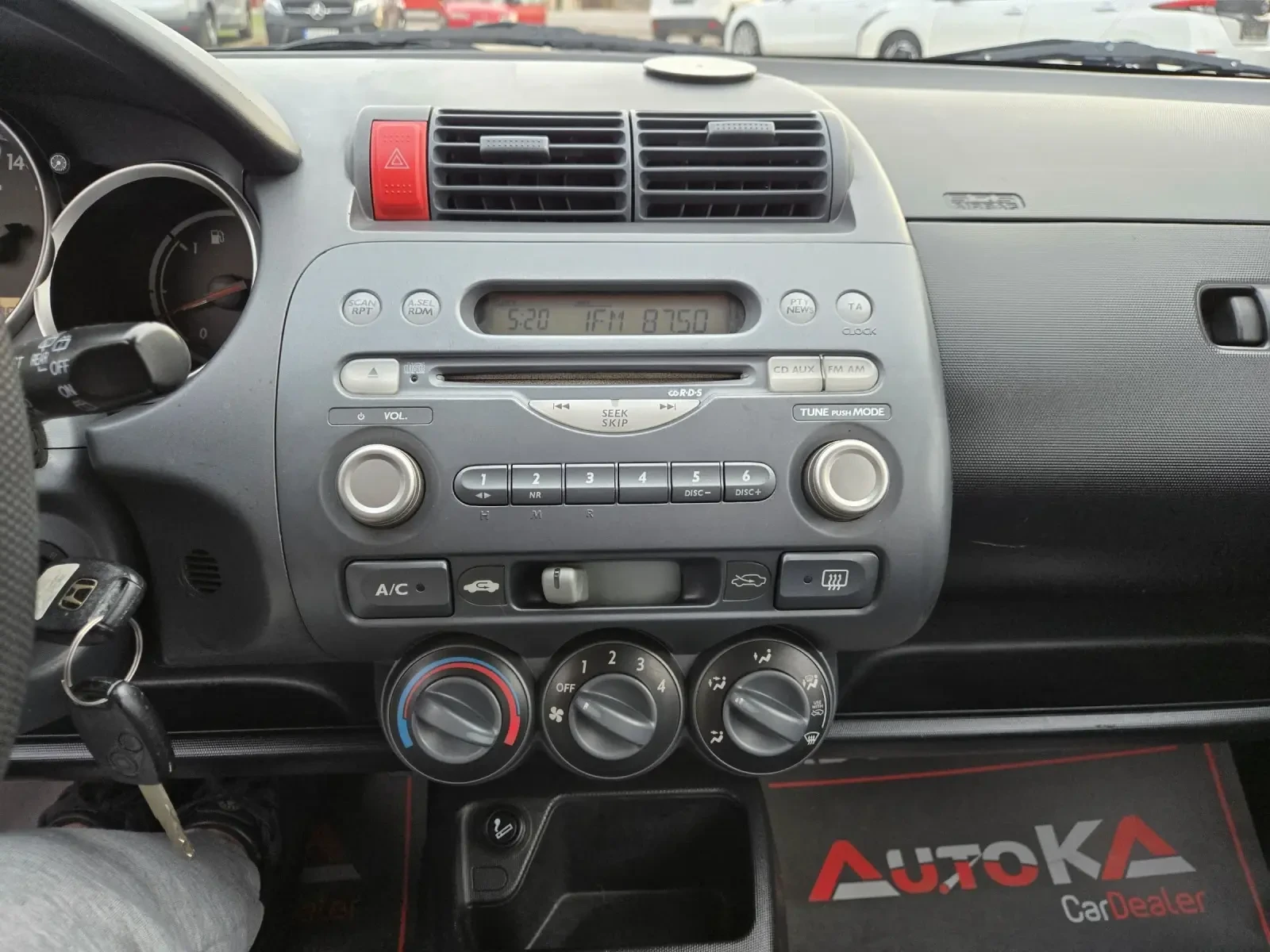 Honda Jazz 1.2i-78= FACELIFT= 178.000=  | Mobile.bg   16