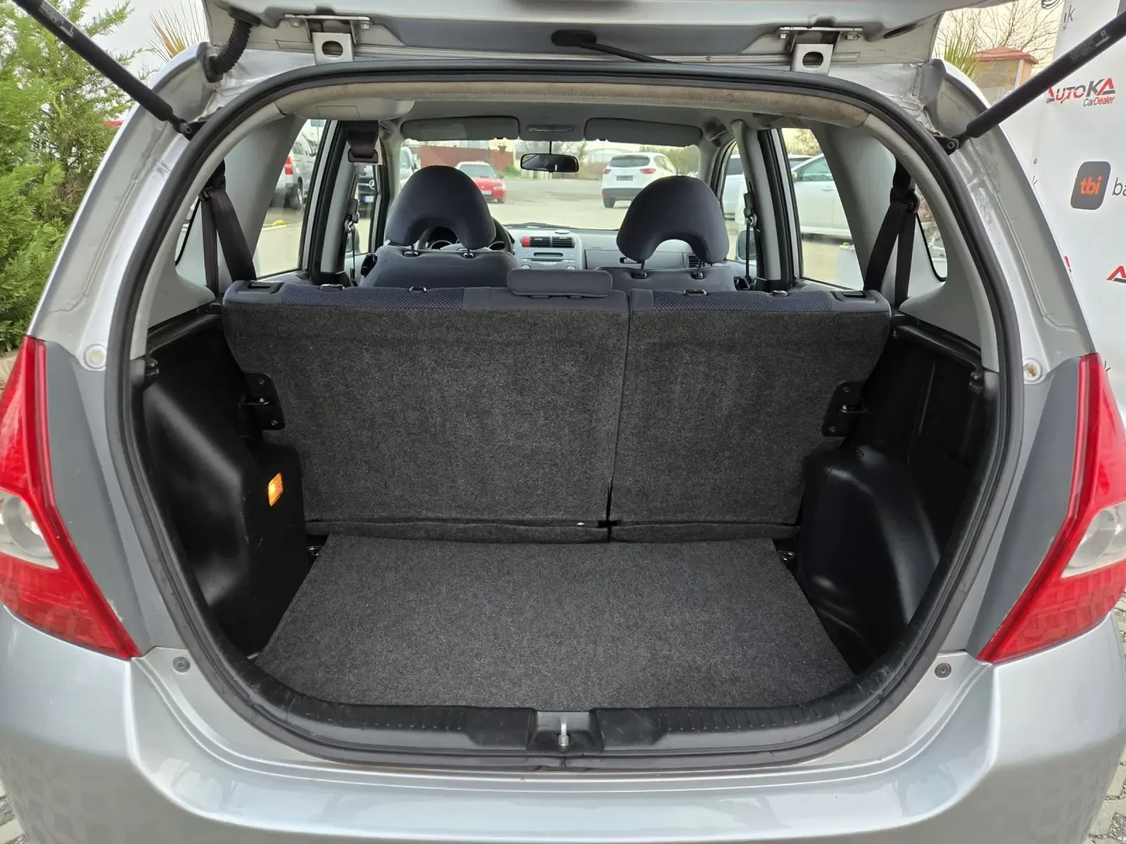 Honda Jazz 1.2i-78кс= FACELIFT= 178.000км= КЛИМАТИК - изображение 10