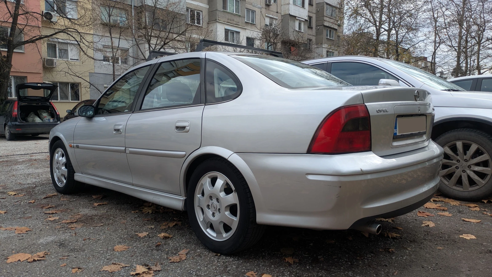 Opel Vectra CDX - изображение 3