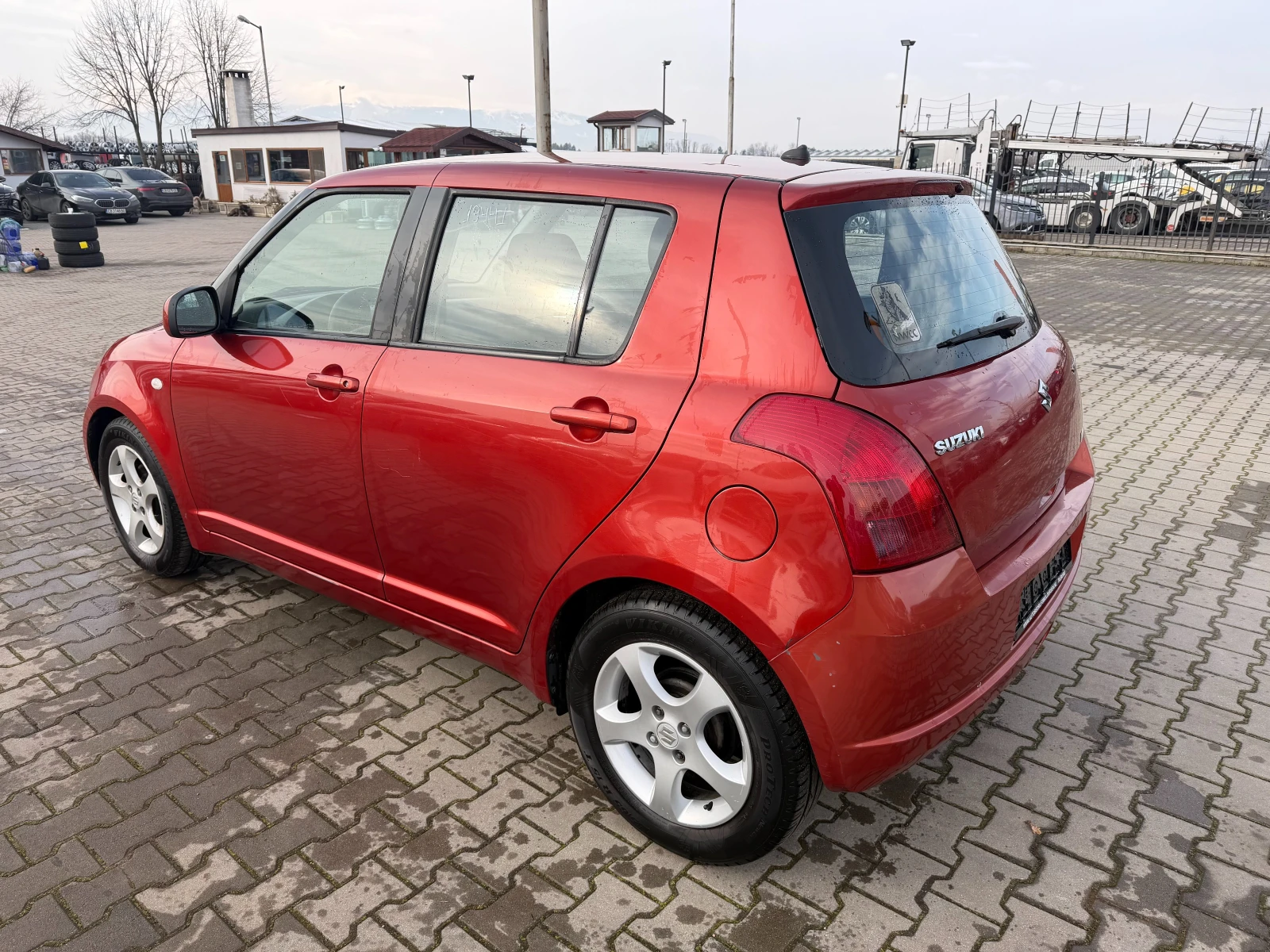 Suzuki Swift 1.3i EURO 4 - изображение 8