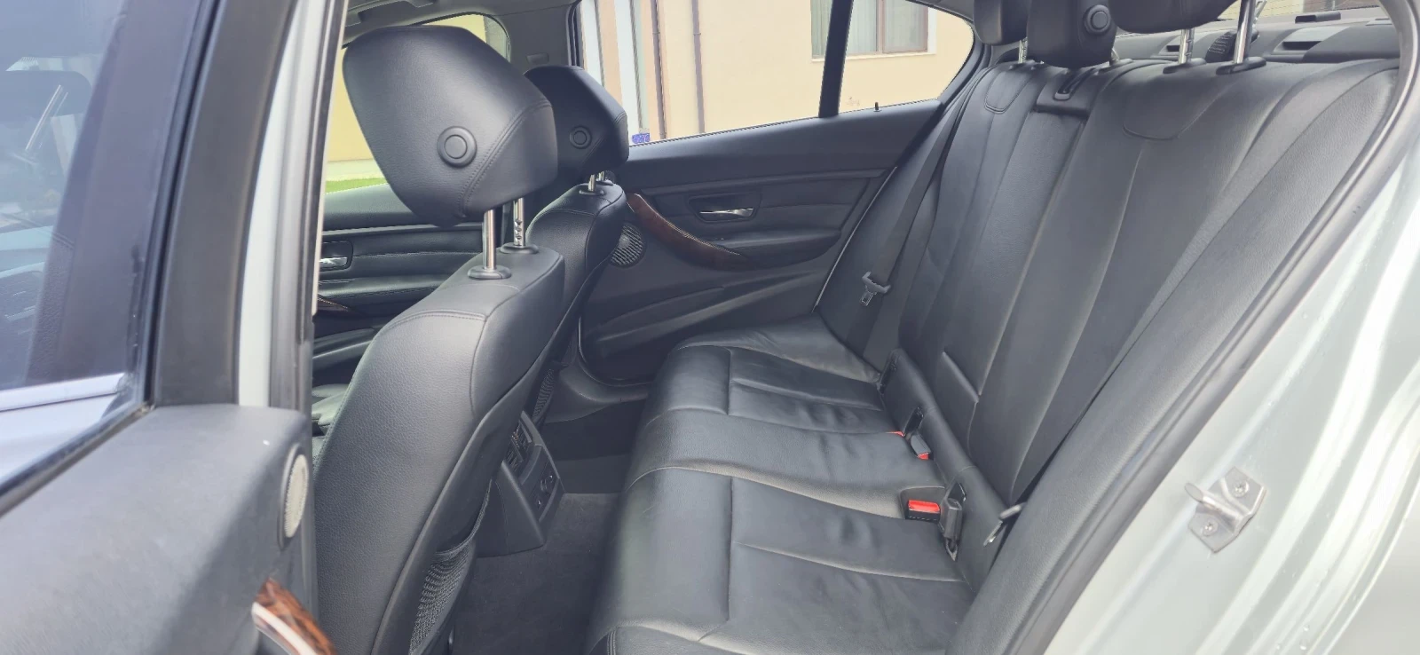 BMW 335  - изображение 10