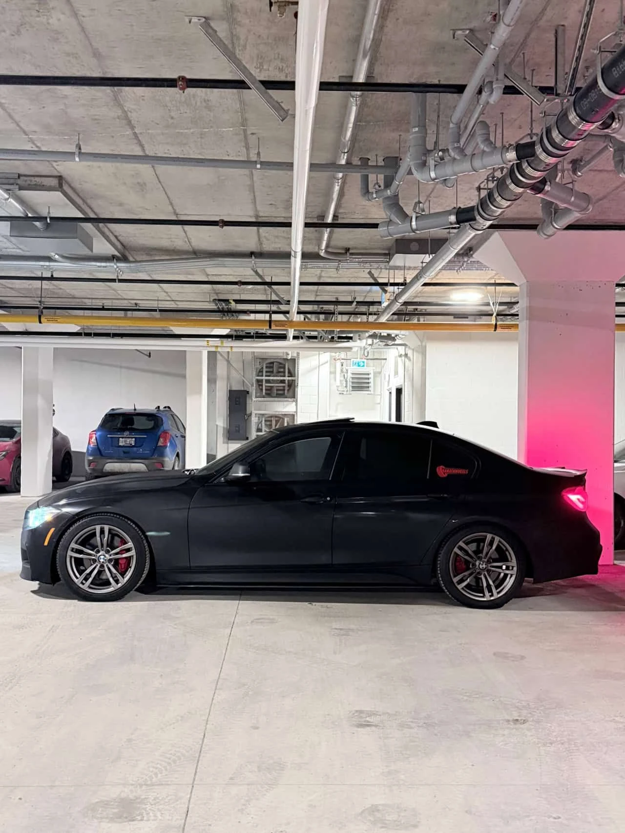 BMW 340 340i xDrive  CARFAX | Mobile.bg � ����������� 2