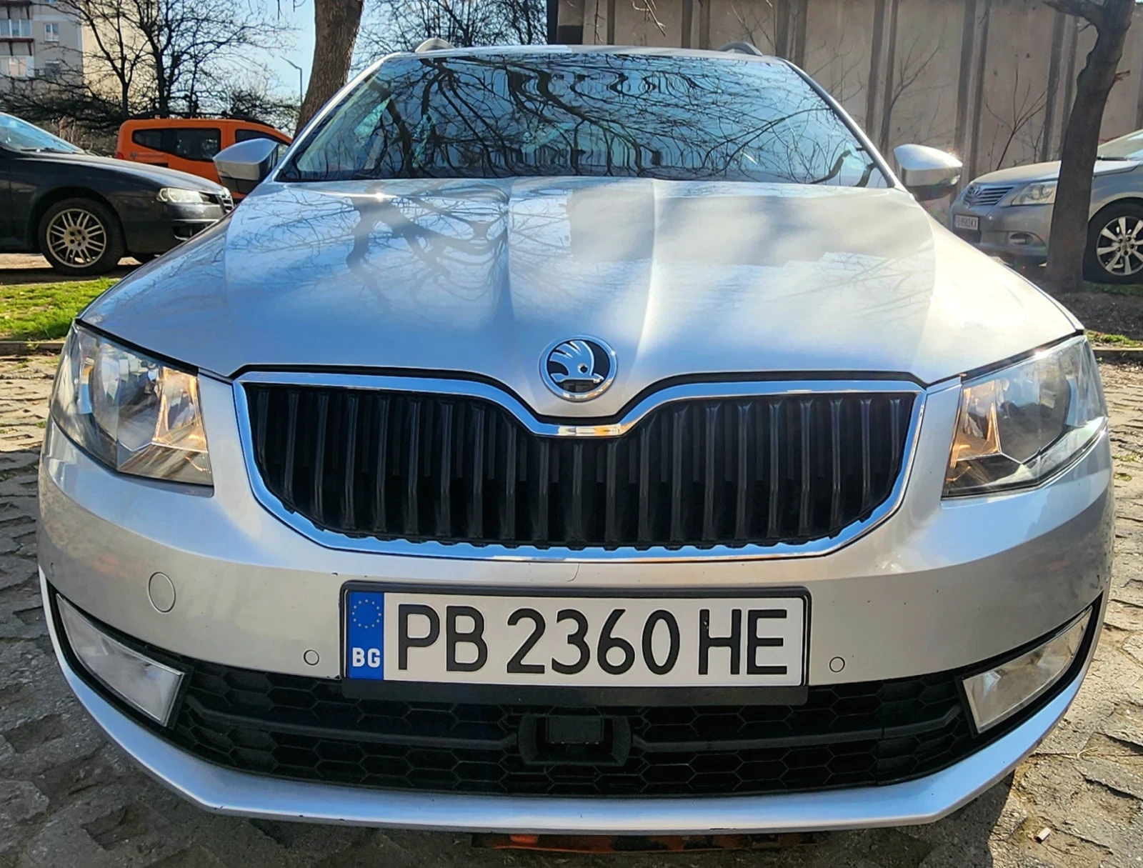 Skoda Octavia 1.6 TDI 110hp Дистроник