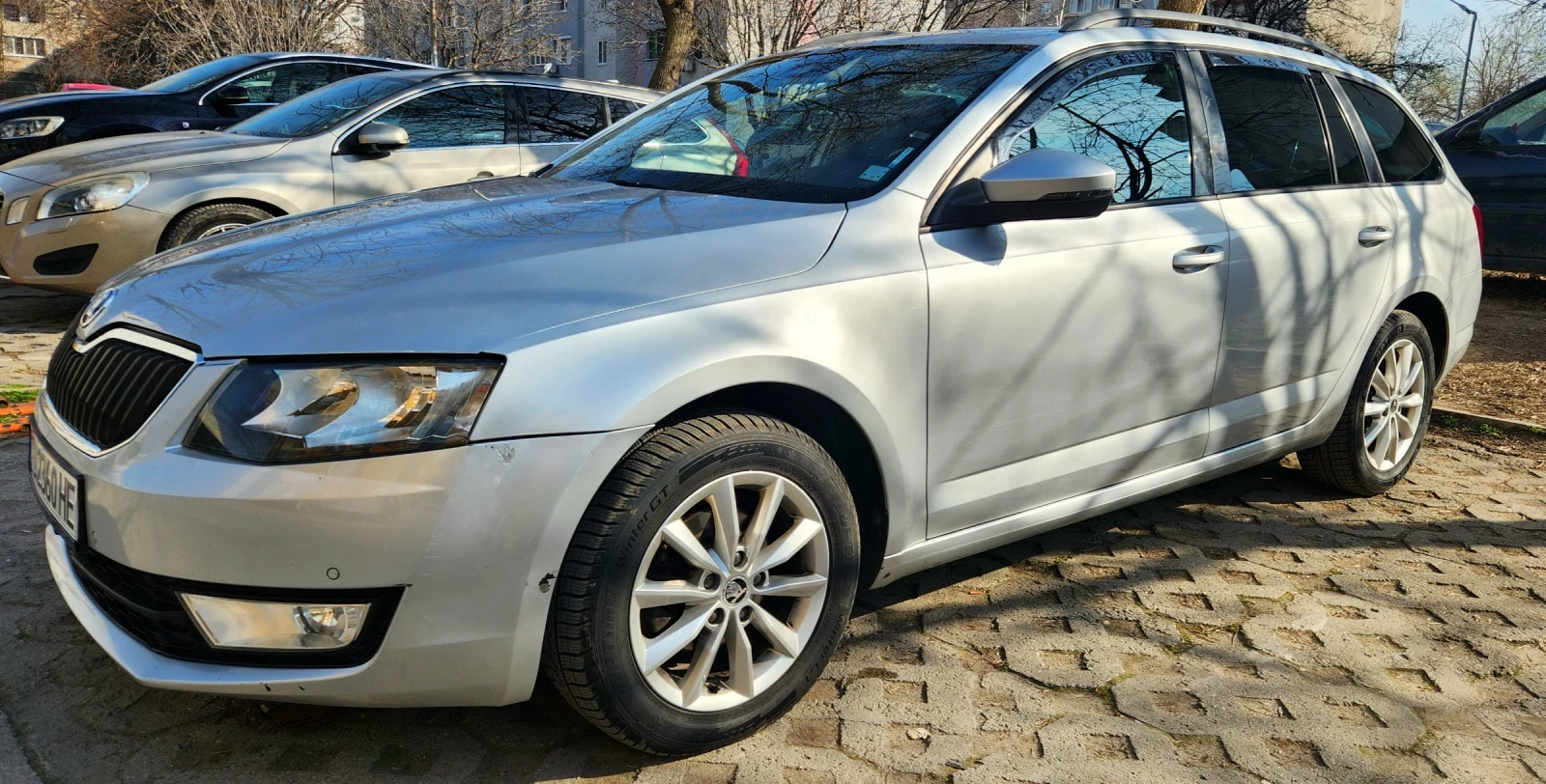 Skoda Octavia 1.6 TDI 110hp Дистроник, снимка 7 - Автомобили и джипове - 53754970