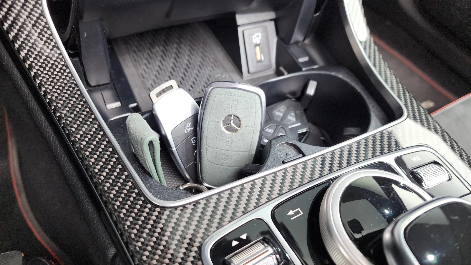 Mercedes-Benz C 43 AMG 4MATIC* ���������* �����* BURMESTER* 360������*  | Mobile.bg � ����������� 9