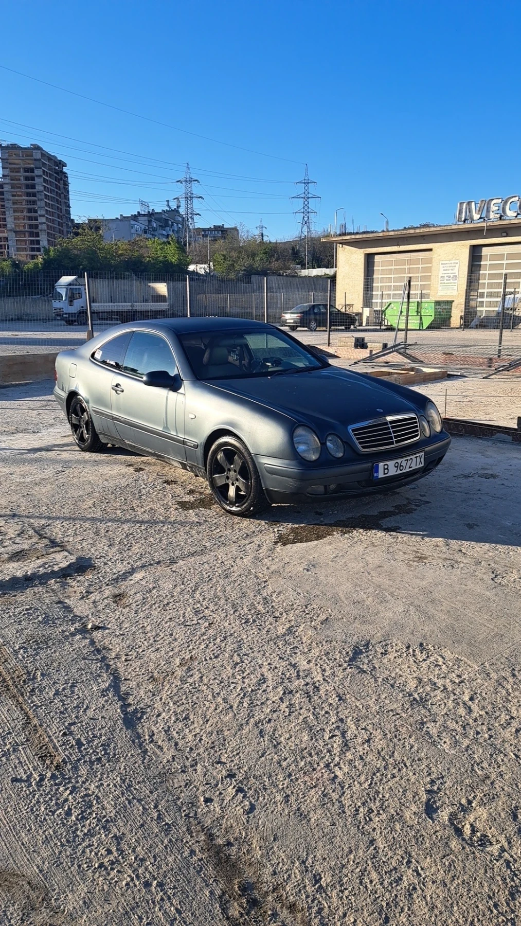 Mercedes-Benz CLK Clk 200 lpg, снимка 17 - Автомобили и джипове - 54369859