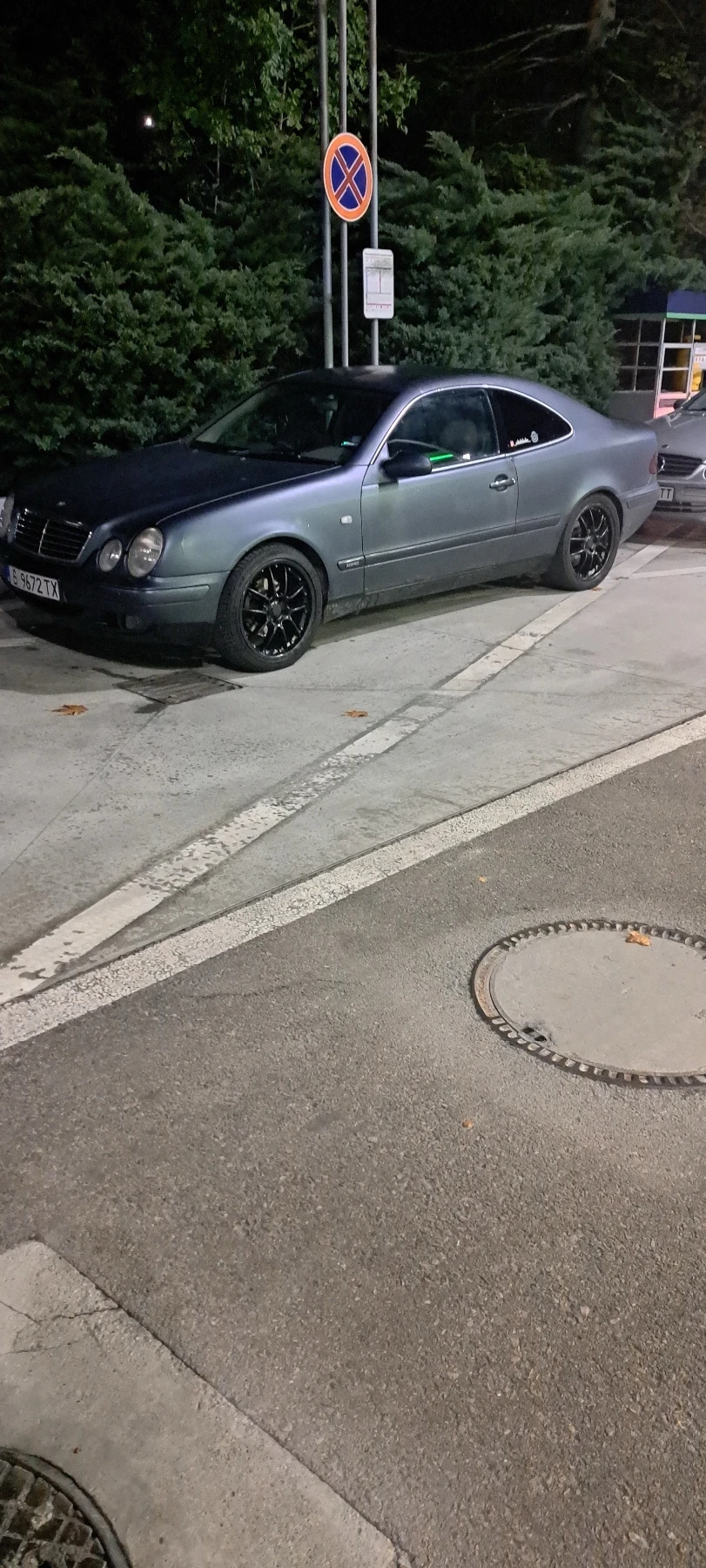 Mercedes-Benz CLK Clk 200 lpg, снимка 5 - Автомобили и джипове - 54369859