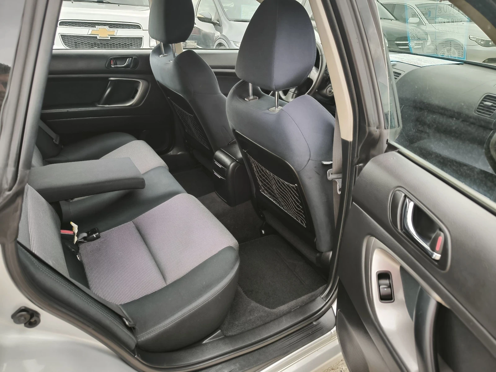Subaru Legacy 2.0i Automatic , снимка 10 - Автомобили и джипове - 54631581