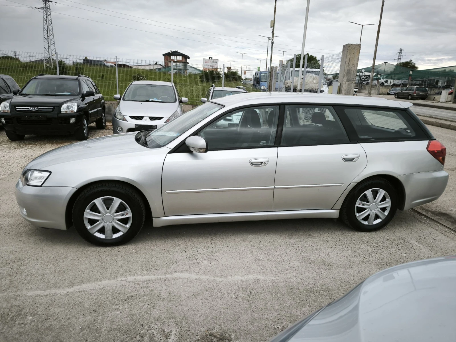 Subaru Legacy 2.0i Automatic , снимка 6 - Автомобили и джипове - 54631581