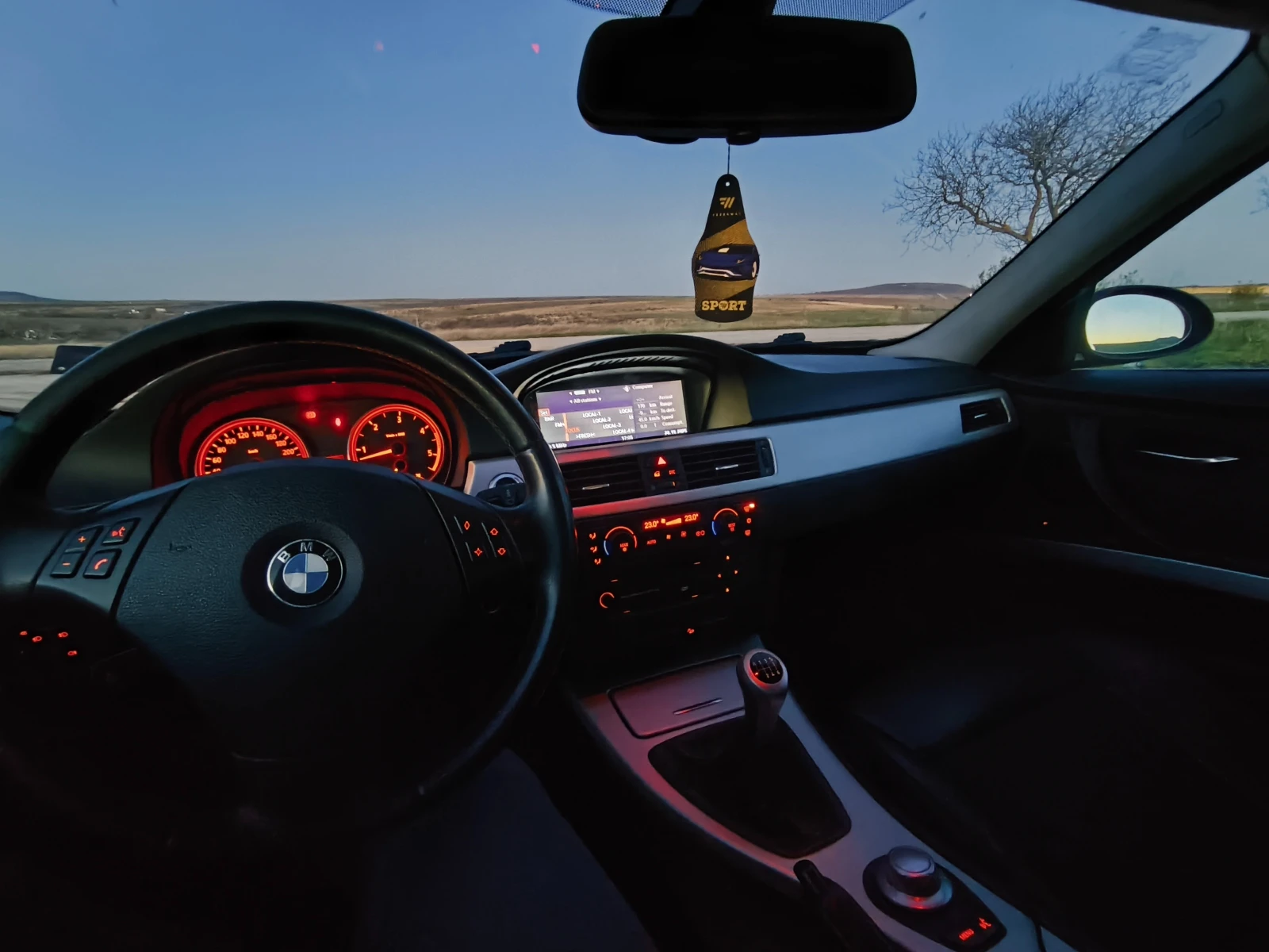 BMW 330 M57 Xdrive, снимка 9 - Автомобили и джипове - 54885004